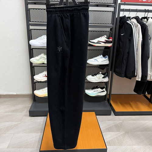 鸿星尔克女加绒加厚针织直筒长裤