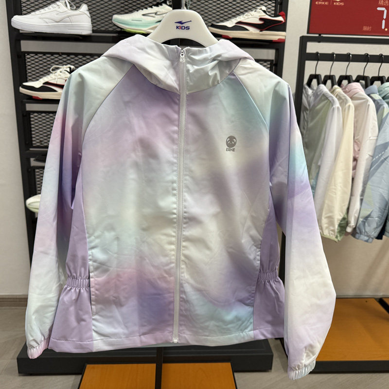 鸿星尔克女中大童防水透湿风衣