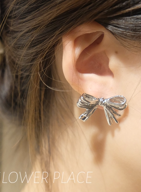 小众冷淡风蝴蝶结耳钉 春夏稻草麦秆金属设计 甜酷感双色银针