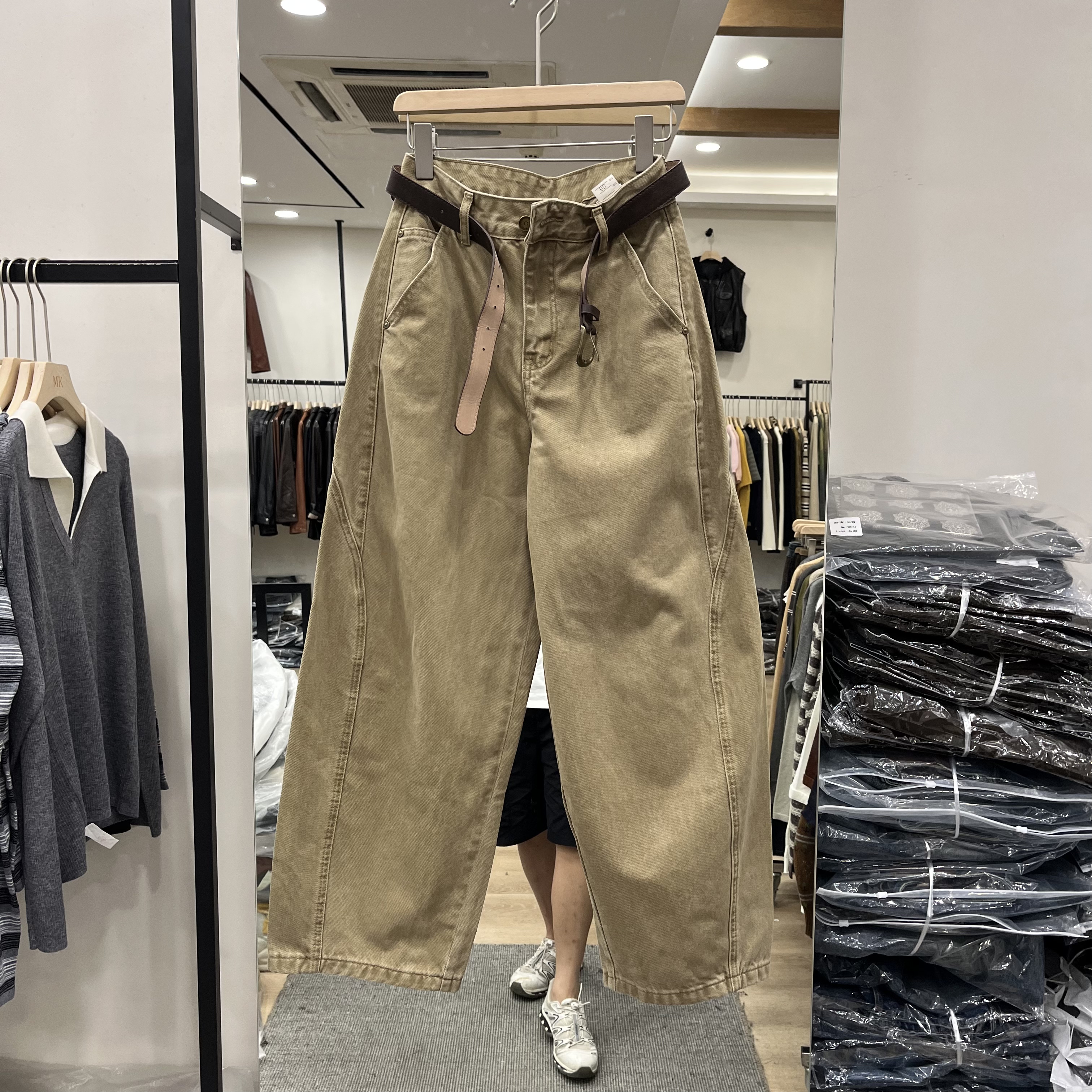 实体店同款2026早秋新款女士高腰复古水洗阔腿牛仔裤长裤欧货裤子