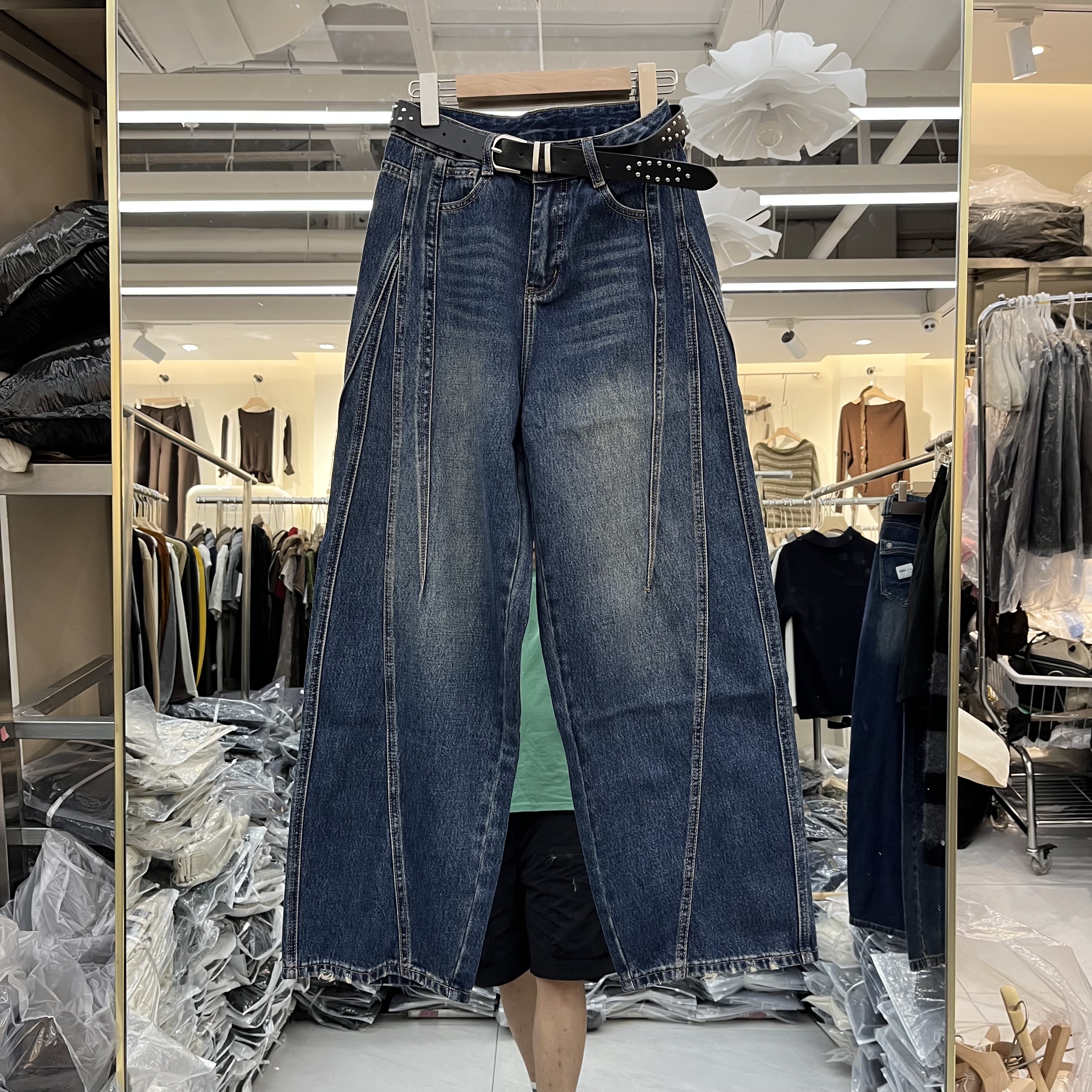 实体店同款2026早秋新款女士高腰复古水洗阔腿牛仔裤欧货时尚长裤