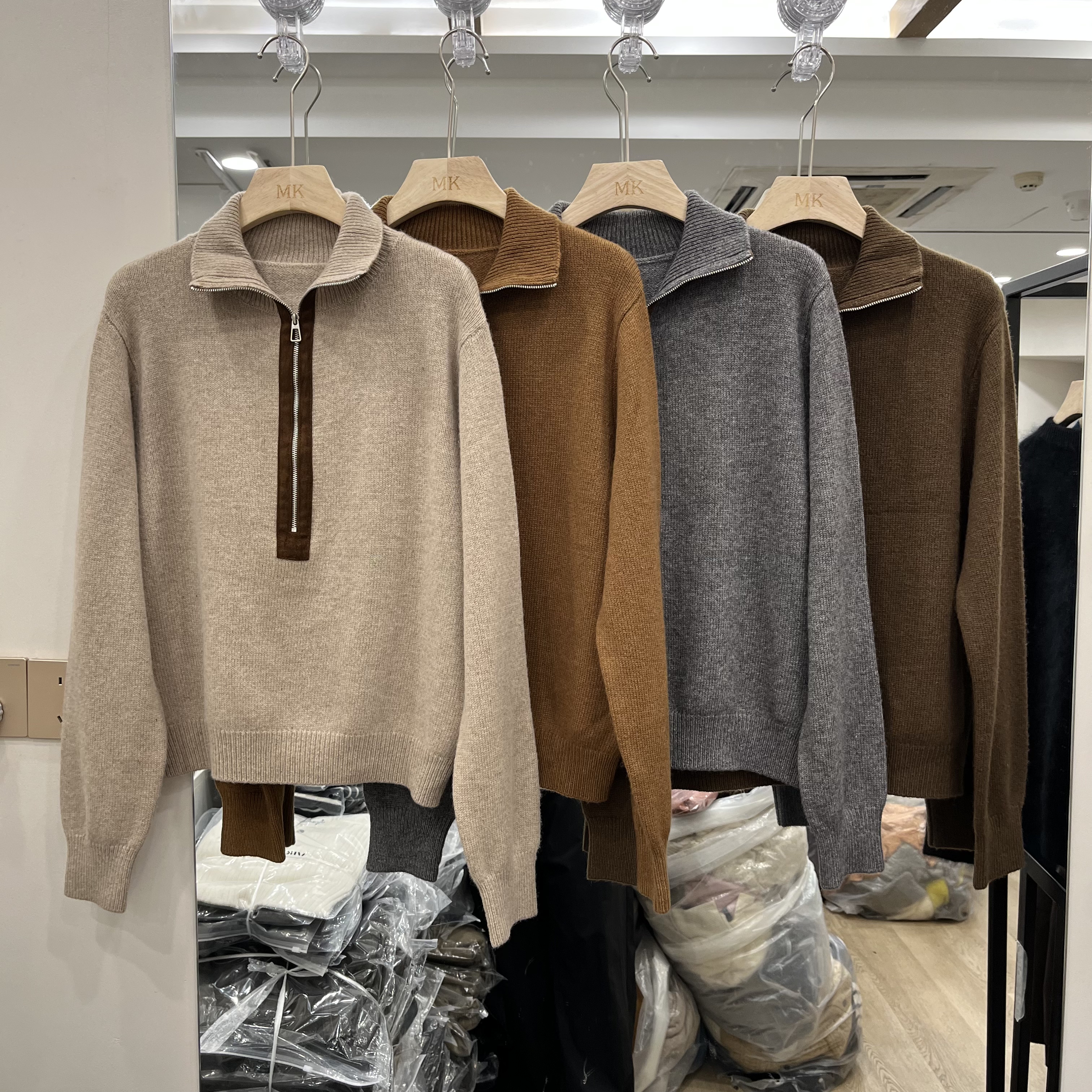 实体店同款2026秋冬新款女士半拉链拼色软糯羊毛长袖欧货时尚针织