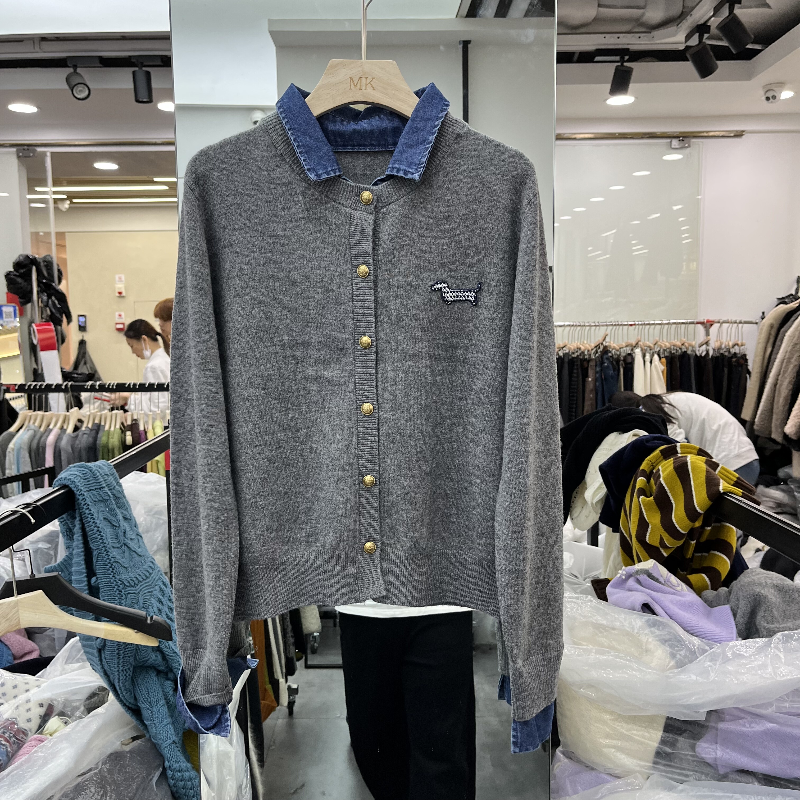 欧洲站2025秋季新款女士牛仔领拼接全羊毛假两件开衫欧货宽松针织