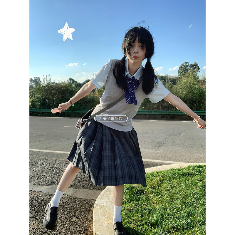 学院风原创日系JK制服短袖衬衫搭配针织马甲背心套装海苔百褶裙,女装/女士精品,时尚套装,淘宝优惠券,粉丝福利购,淘宝优惠卷