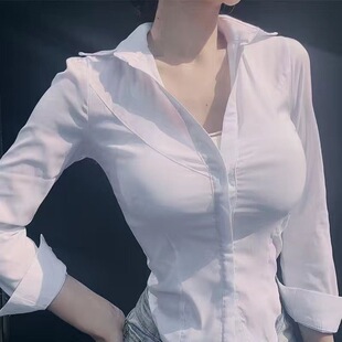 冷淡风衬衣设计感小众新款2022年v领衬衫制服性感胸紧修身上衣女