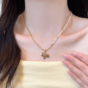 马年彩色小马吊坠珍珠项链女轻奢高级感小众毛衣链珐琅本命年配饰