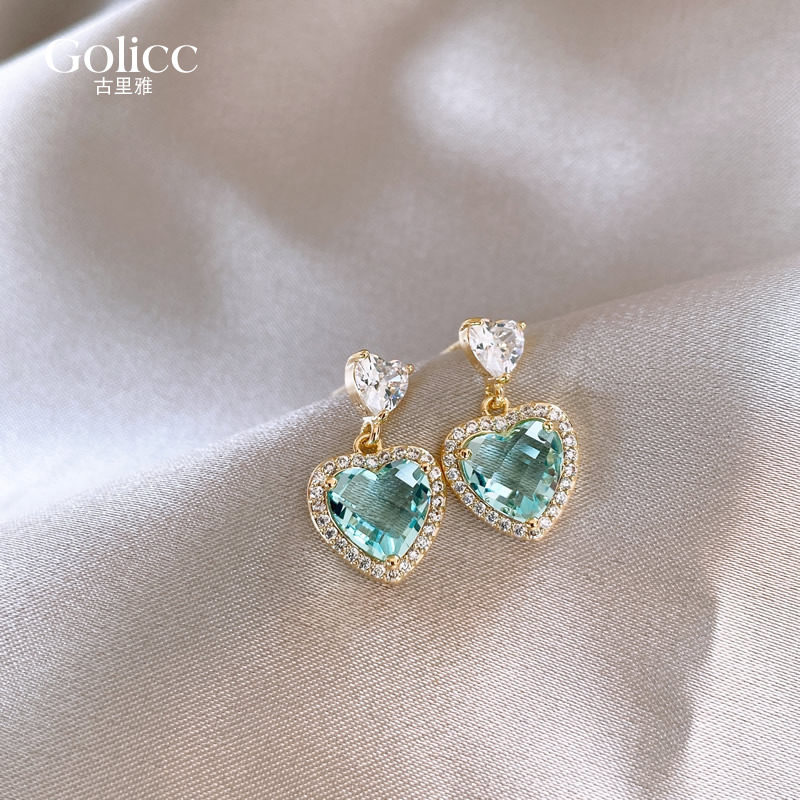 蓝色爱心水晶耳钉轻奢高级感