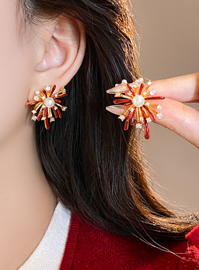 红色锆石烟花珍珠耳环女轻奢高级感耳钉新年氛围感耳饰2026巨好看