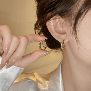 古里雅金色碎银子C圈耳环女巨好看秋冬耳钉2026新款高级感耳饰品