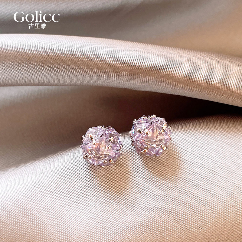 浅紫色精致小巧养耳洞耳钉