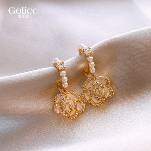 金色微镶花朵珍珠C圈耳环女轻奢高级感耳饰独特漂亮耳钉2026超火