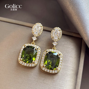 2025年新款爆款精致橄榄绿锆石耳环女轻奢小众设计感耳钉复古耳饰