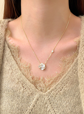 山茶花项链配饰小众毛衣链秋冬