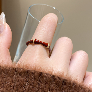 红色竹节开口戒指女士2026新款爆款小众设计超好看独特漂亮食指戒