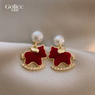 红色小马珍珠本命年耳环女2025新款 高级感轻奢耳钉巨好看耳饰 爆款