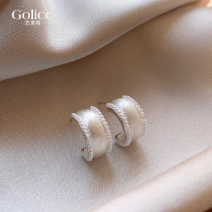 银色拉丝珍珠C圈耳环女高级感轻奢耳钉2026巨好看耳饰方圆脸耳圈