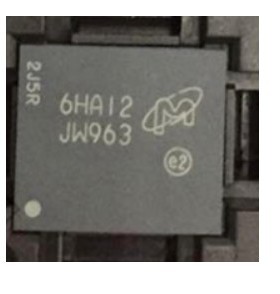 【剪板保上机】MTFC4GMCDM-1M WT 印丝字JW963 JW729闪存储存