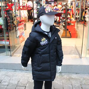 特步童装男小童中长羽绒服2023冬季新款防风保暖外套677425193201