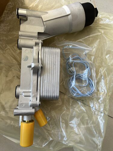 jeep大切诺基牧马人克莱斯勒300c大捷龙3.63.0机滤底座机油散热器