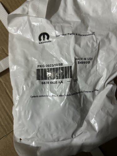 jeep牧马人JL2.0t前桥半轴油封差速器油封