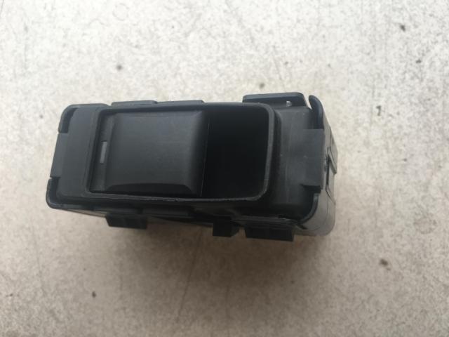 jeep/指南者/mk/玻璃升降器开关/后