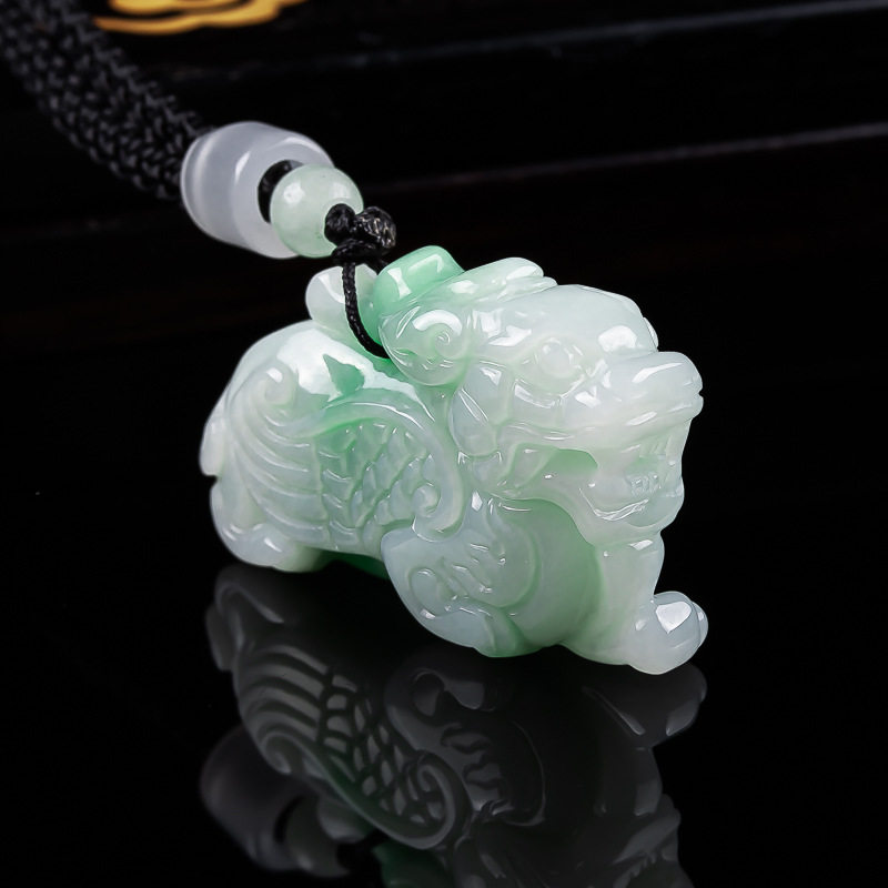 缅甸天然翡翠飞天貔貅麒麟玉石正品吊坠情侣立体男女招财项链挂件