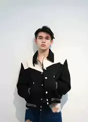 Dvsclk Custom Slp Style Black and White Leather and Wool Patchwork Baseball Jacket, Slim Fit and Trendy