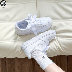 耐克 Nike Air Force 球鞋 1璀璨星辰减龄风空军一号女子板鞋 定制