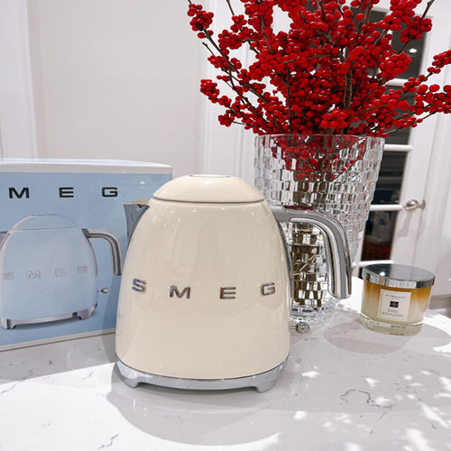SMEG1.7L保温一体热水壶