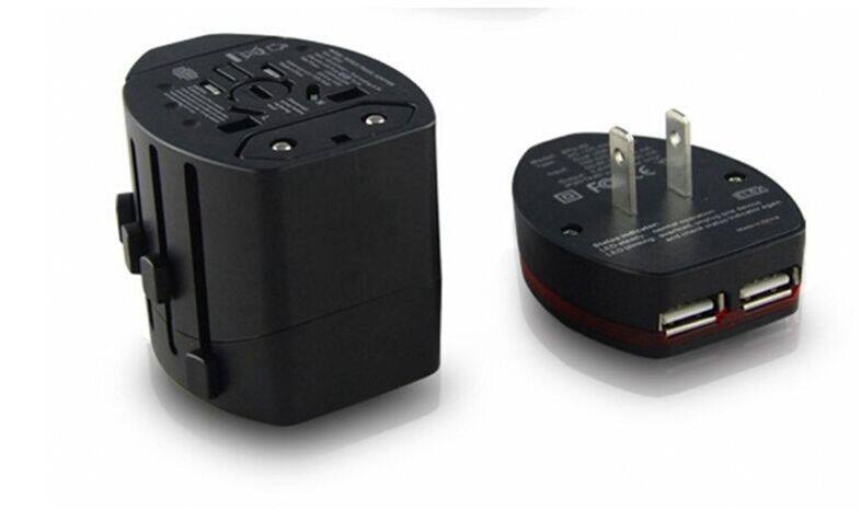 全球通用多功能插座转换器出国专用万能电源旅行转换插头 双USB