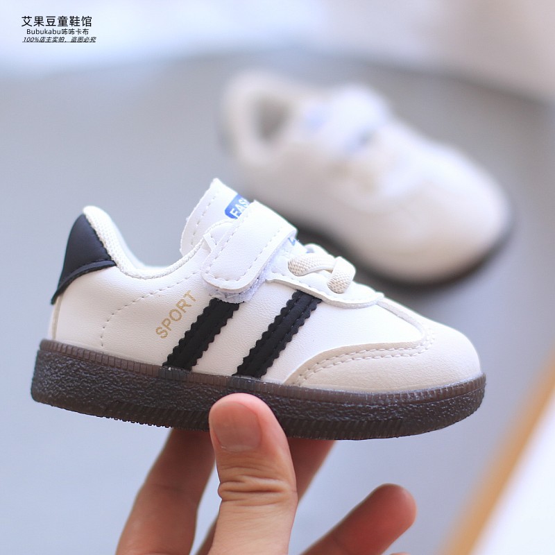 新款春秋软底透气板鞋防滑小白鞋