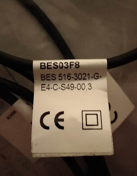 全新巴鲁夫接近开关传感器 BES03F8 BES 516-3021-G-E4-C-S49-00,