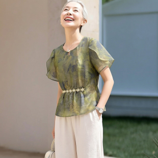 新中式妈妈夏装短袖洋气高贵上衣2026新款中老年女士国风小衫衣服