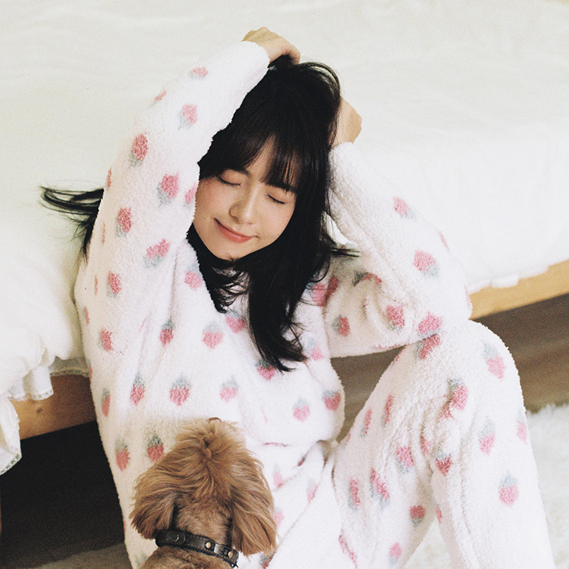 日系软妹风织花草莓贴身穿睡衣