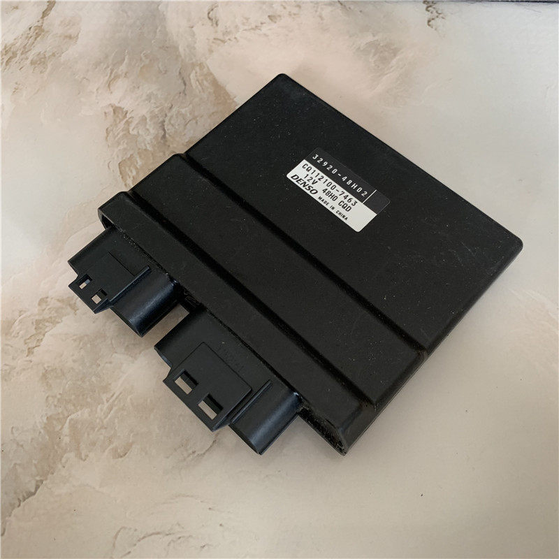 适用铃木GW250S/F驰电喷控制单元DL250 GSX250R点火器ECU电脑版