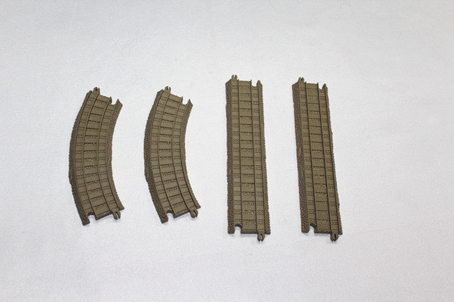 ELECTRIC TRAIN TRACK PLASTIC THOMAS TRAIN TRACK CHILDRENS TOYS [10PCS WITHOUT TRAIN]