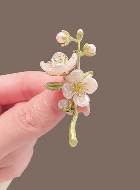 丨一折专区丨复古气质绿色茉莉花胸针女植物花朵珍珠胸花西装配饰