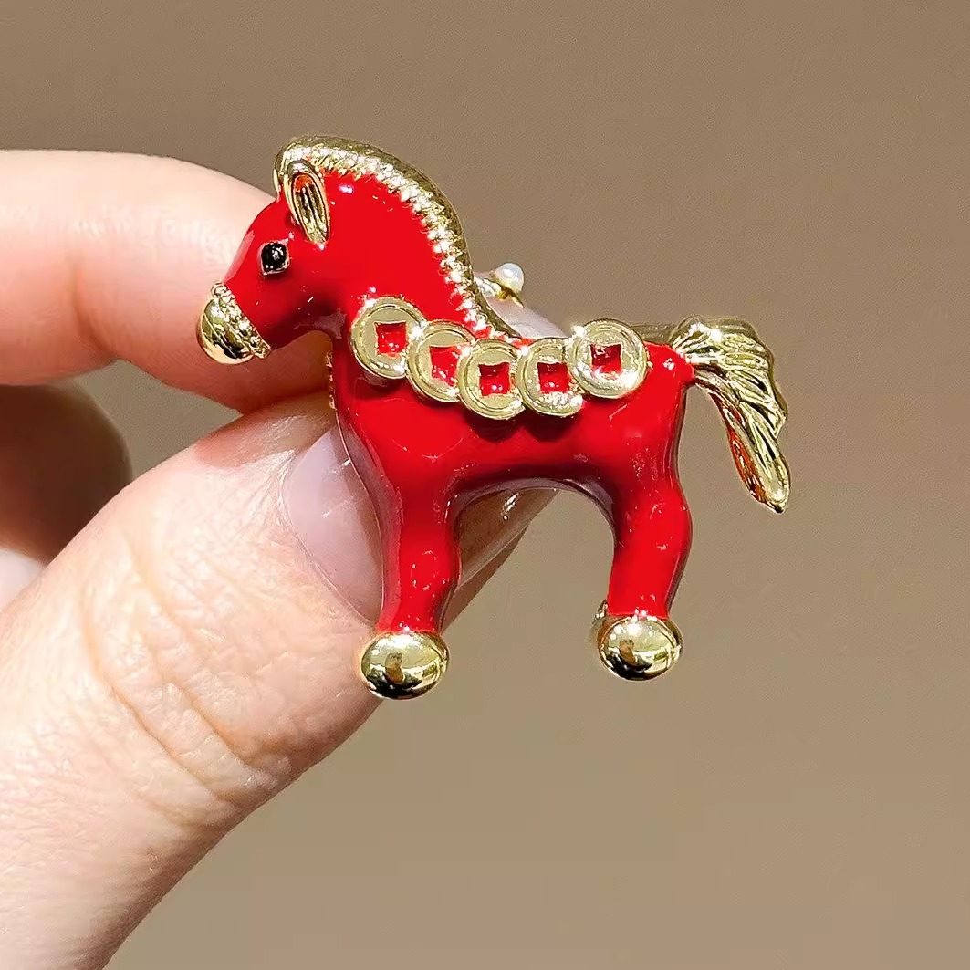 丨一折专区丨创意百搭红色滴油马上有钱小胸针个性百搭生肖马配饰,模玩/动漫/周边/娃圈三坑/桌游,古风/国风配饰,淘宝优惠券,粉丝福利购,淘宝优惠卷