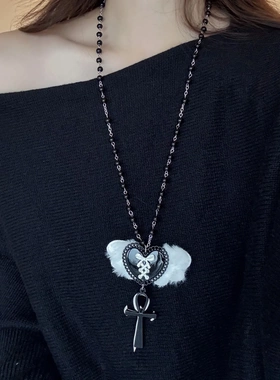 甜酷辣妹天使翅膀项链女小众设计芭比粉颈链个性十字架吊坠锁骨链