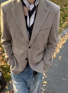 BEANCURD 复古英伦松弛感平驳领修身通勤休闲纯色西装外套 Zy5008