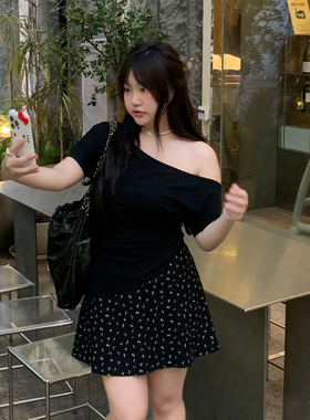 DEMA小德玛 黑色斜肩短袖上衣女夏季新款大码碎花半身裙显瘦遮肉