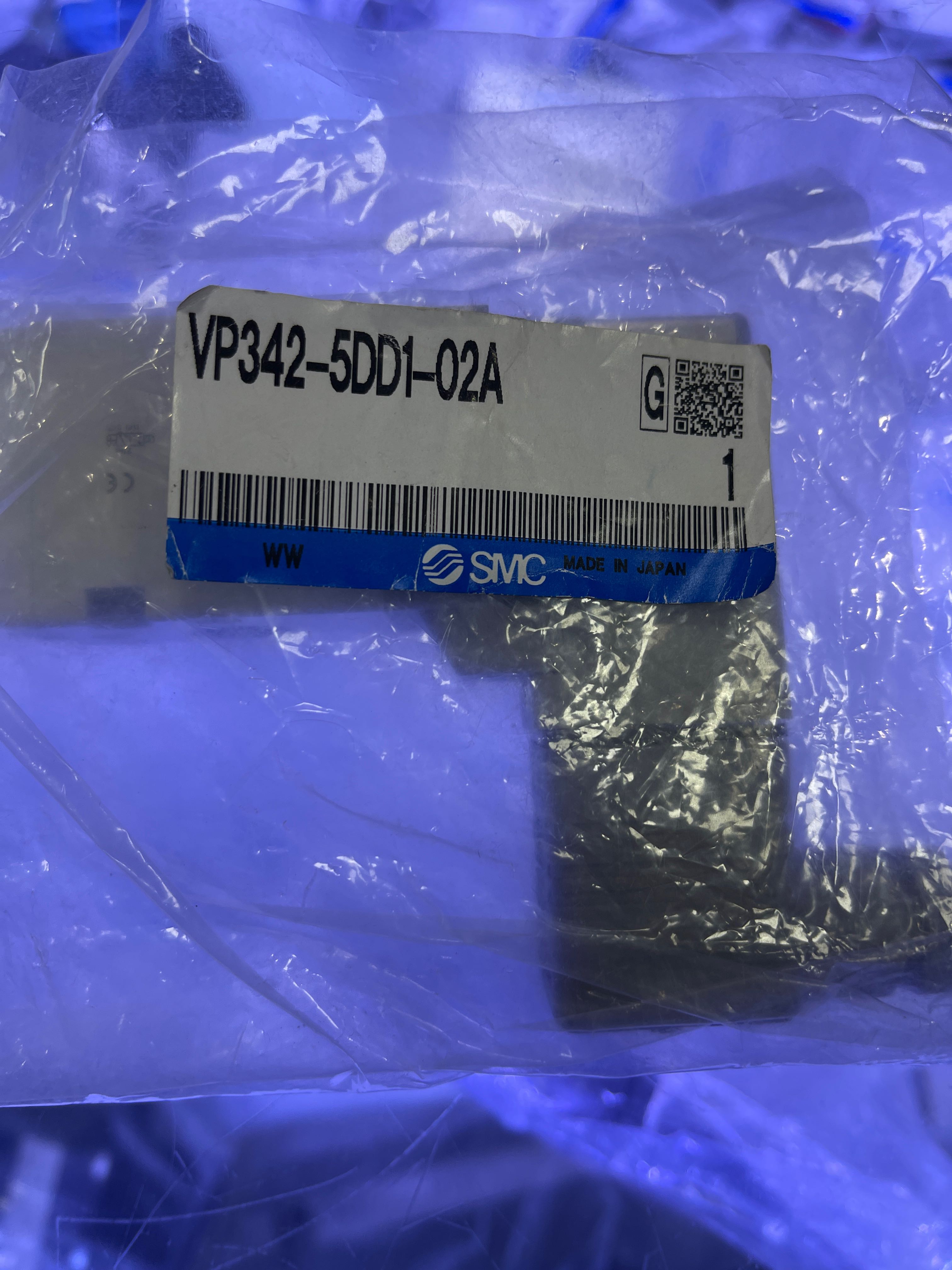 VP342-5DD1-02A   VP542-5DD1-02A 全新原装正品SMC电磁阀现货
