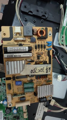 乐华LED32C750原装 电源板40-E061C3-PWH1XG测好