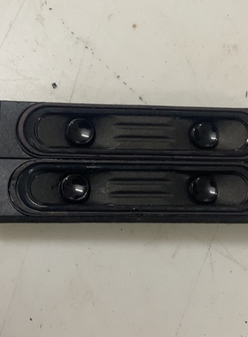 原装 三洋32CE860LED喇叭1对。拆机测好