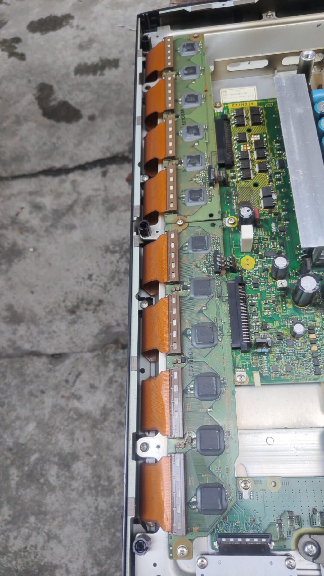 松下等离子电视TH-42PV70C 42PV700C缓冲板 TNPA4184 TNPA4185