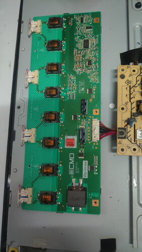 原装索尼 KLV-32BX205 高压板 VIT70087.00 I315B5-4UB-L001A测好
