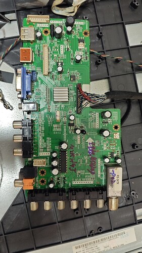 原装理想电视LED2209主板RS-24AD配屏M215HGJ-P02
