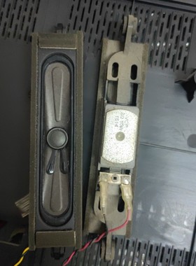 适用于TCL L32E09 LE32D59 LE42D88UD喇叭10W8欧安装孔距离17厘米