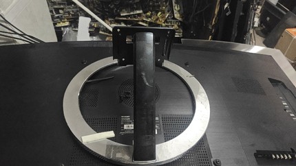 夏普原装LCD-65UR30A 底座 支架 原装机拆机件 配带螺丝  实物图