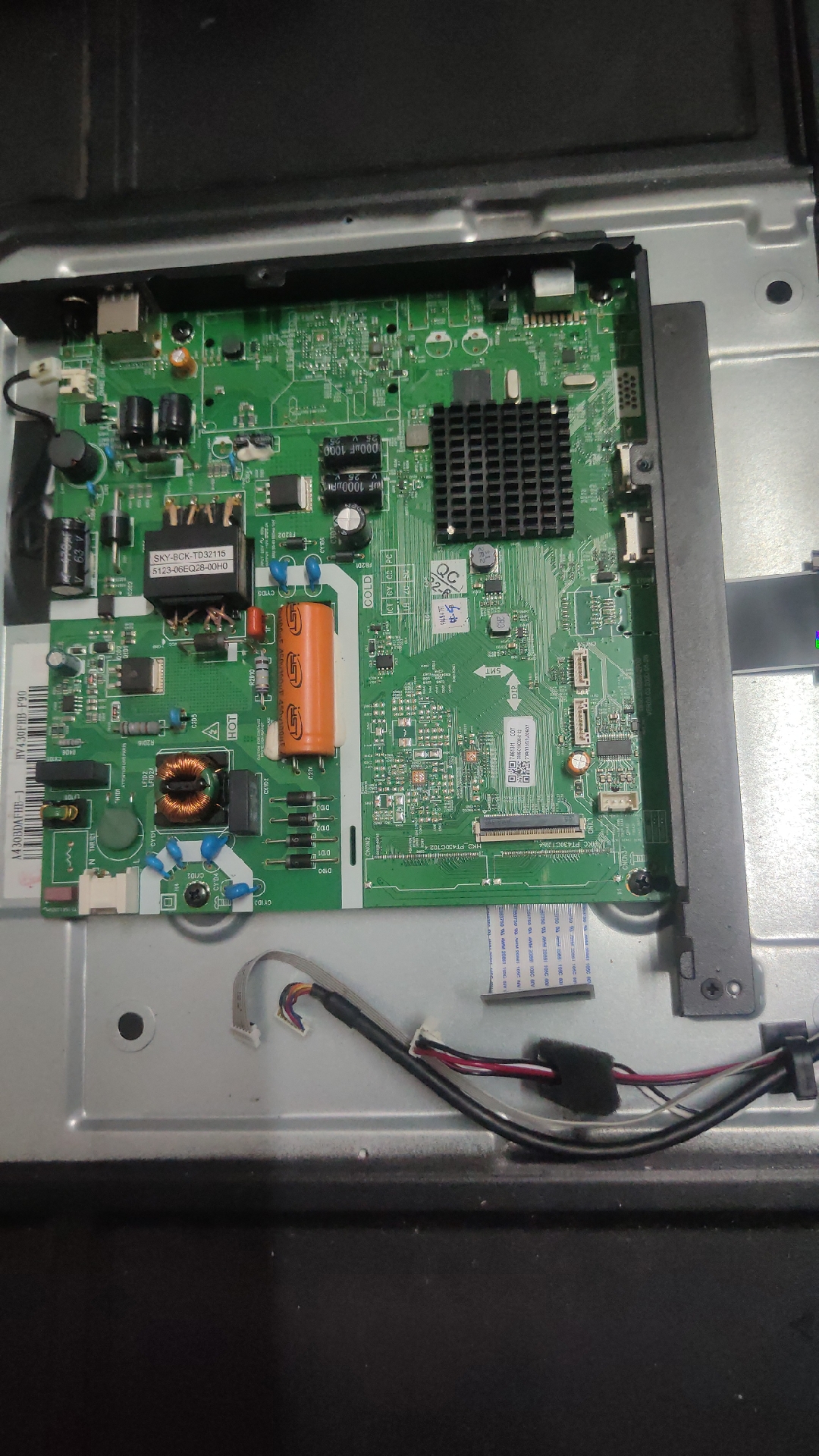 创维43H4 43E20 45X8 主板 5800-A3S560-2P00 配屏A430BDAFHB-1